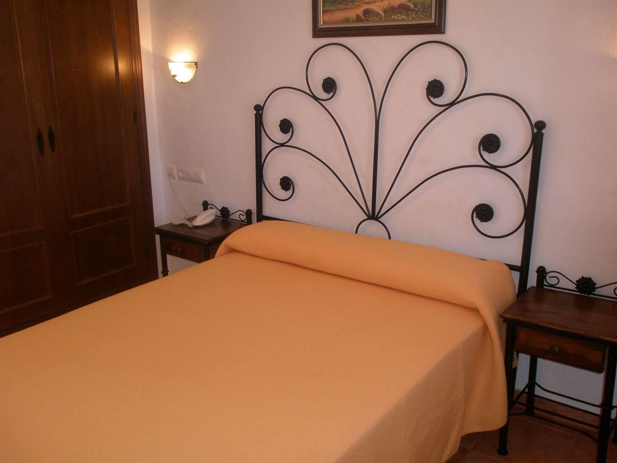 Hotel Cortijo Los Gallos Chiclana de la Frontera Extérieur photo