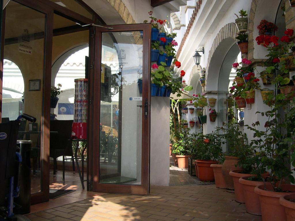 Hotel Cortijo Los Gallos Chiclana de la Frontera Extérieur photo